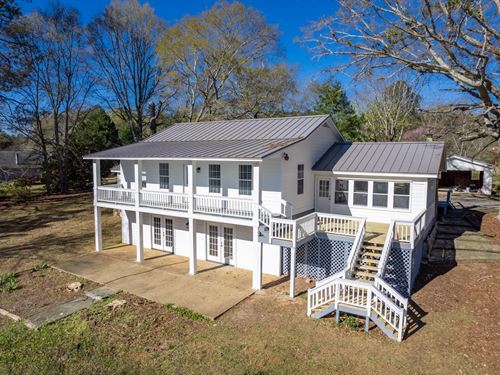 Private Home on 3.5 Acres : Madison : Morgan County : Georgia