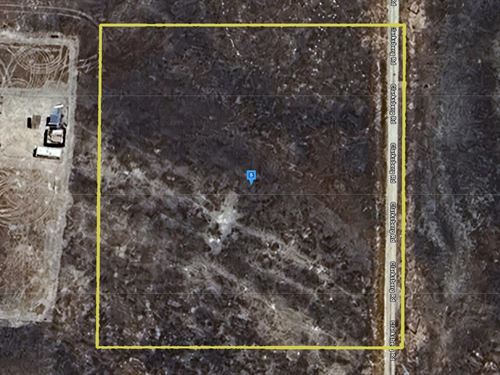 Power-Ready Rural Lot : Santa Margarita : San Luis Obispo County : California