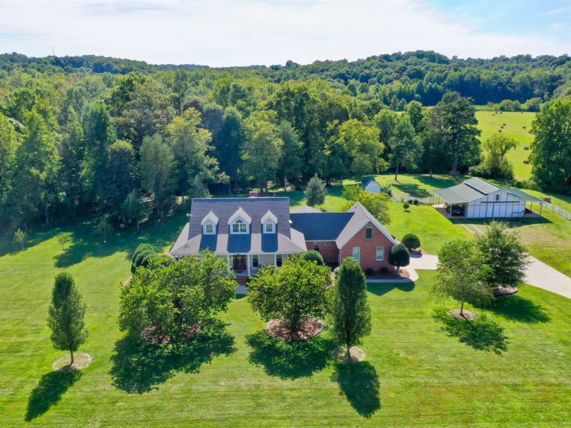 Hard to Find 30 Acre Country Estate : Statesville : Iredell County : North Carolina