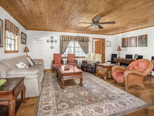 Camp on The Little River in Amite : Magnolia : Amite County : Mississippi