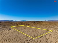 Great Potential Lot : Joshua Tree : San Bernardino County : California