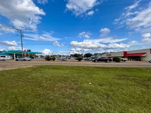 Commercial Lot At 102 Hart Rd, Mcc : McComb : Pike County : Mississippi