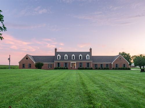 Colonial-Style Estate on 60 Acres : Bloomfield : Stoddard County : Missouri