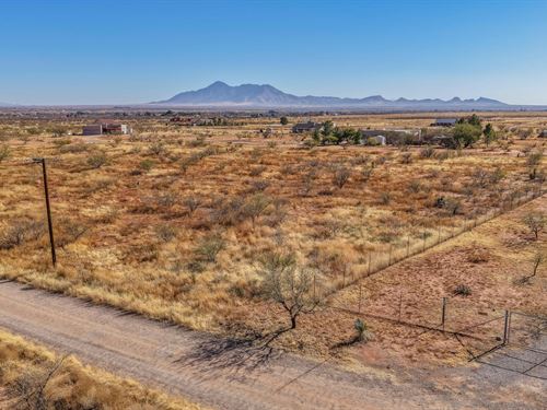 Serene Escape Near Sierra Vista : Sierra Vista : Cochise County : Arizona