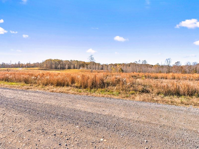 2.5 Acres, No HOA, Live in RV : Indian Mound : Stewart County : Tennessee