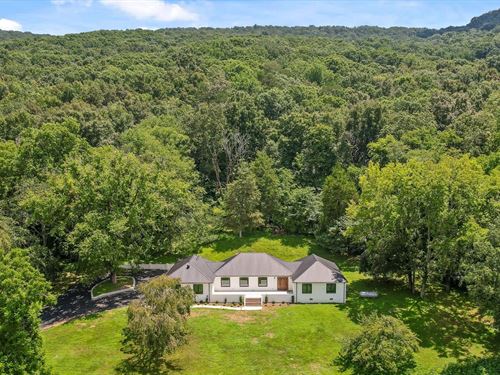 32 Acres + Gorgeous Home : Bryant : Jackson County : Alabama