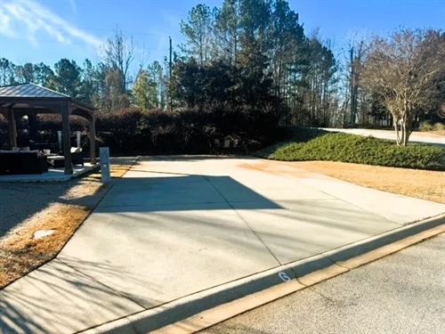 .06 Acres at Lake Greenwood Mot : Cross Hill : Laurens County : South Carolina