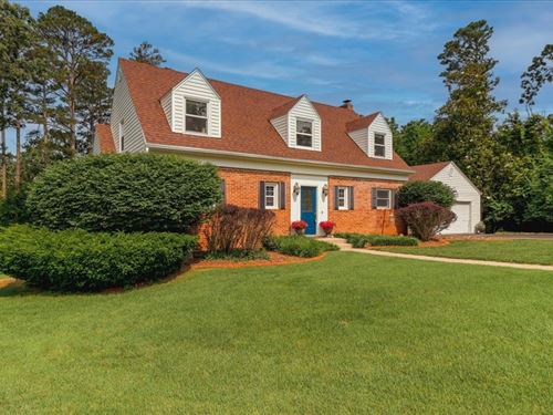 Stunning Cape Cod Home : West Plain : Howell County : Missouri