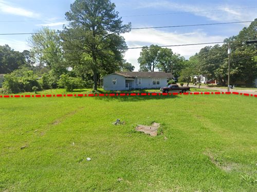 Cleared 0.15 Acre Corner Lot : Laurel : Jones County : Mississippi