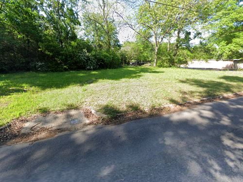 Big Corner Lot At Wholesale Price : Laurel : Jones County : Mississippi
