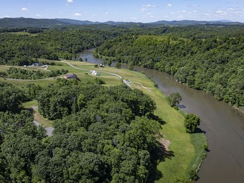 3.18 Acres on The New River : Independence : Grayson County : Virginia