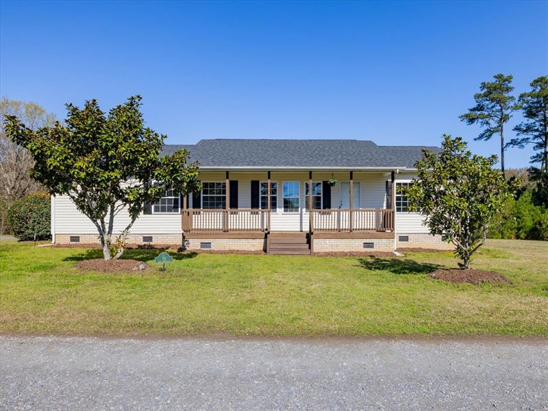 Charming Unrestricted Corner Lot : Apex : Chatham County : North Carolina