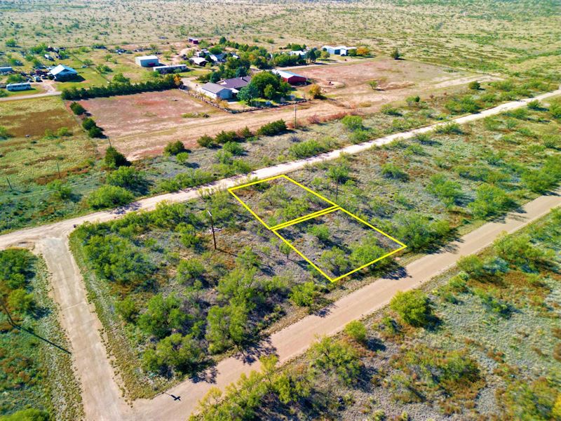 Double Lot, Utilities Near Lake : Fritch : Moore County : Texas