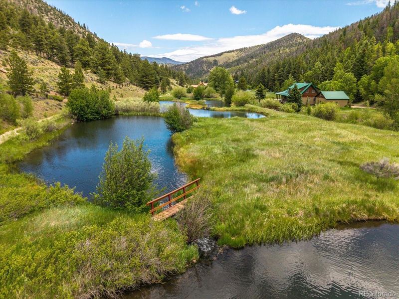 Beautiful Mountain Home : Poncha Springs : Saguache County : Colorado