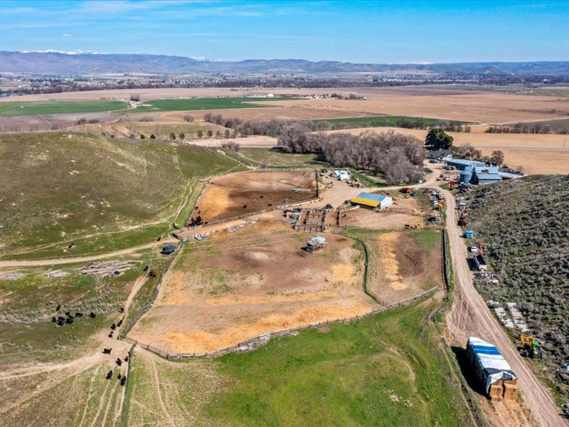 The Home Place at Crawford Ranch : Ontario : Malheur County : Oregon