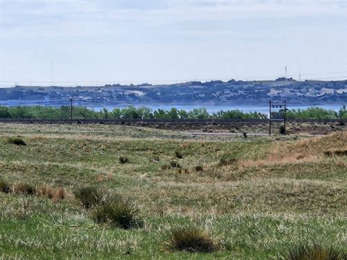 Mestas Lot at Lake McConaughy : Lemoyne : Keith County : Nebraska