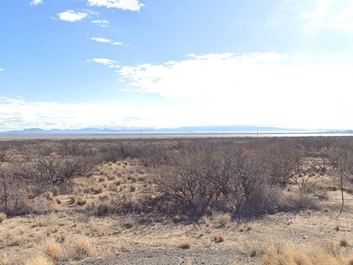 Quiet Property Next To The Playa : Cochise : Arizona