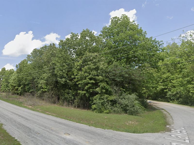 Large Corner Lot in Prime Location : Horseshoe Bend : Izard County : Arkansas