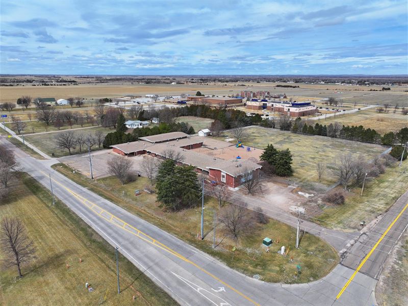 Absolute Auction-Osgood Elementary : North Platte : Lincoln County : Nebraska