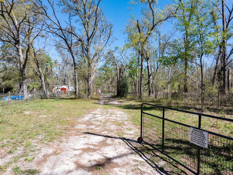 2.5-Acres on NW 24th Ave : Jasper : Hamilton County : Florida