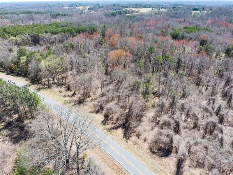 3.31-Acre Hom : Pelham : Caswell County : North Carolina