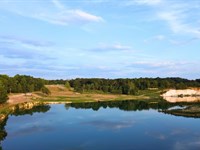 Emerald Springs Lake : Big Sandy : Benton County : Tennessee