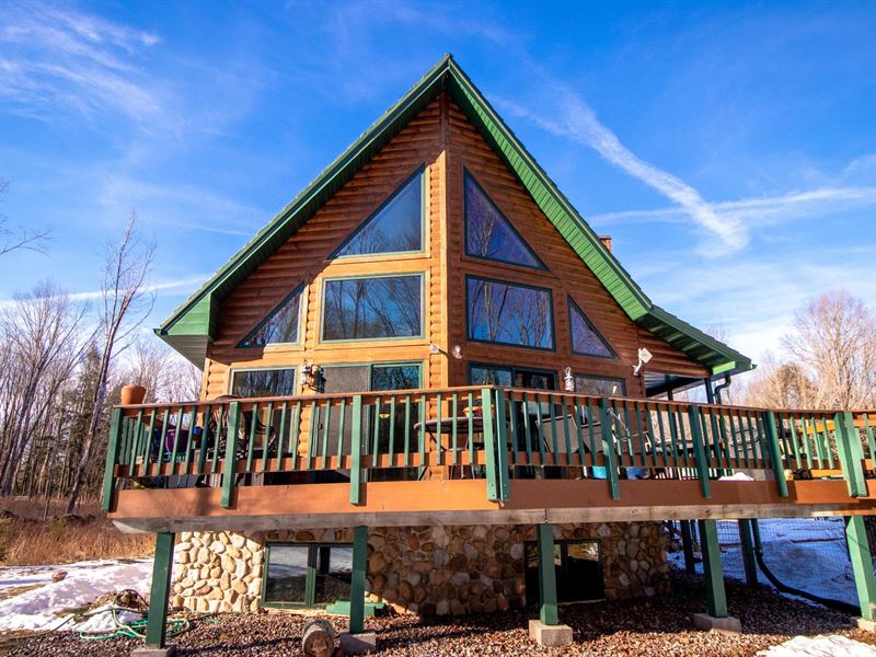 Country Home on 5 AC : Three Lakes : Oneida County : Wisconsin