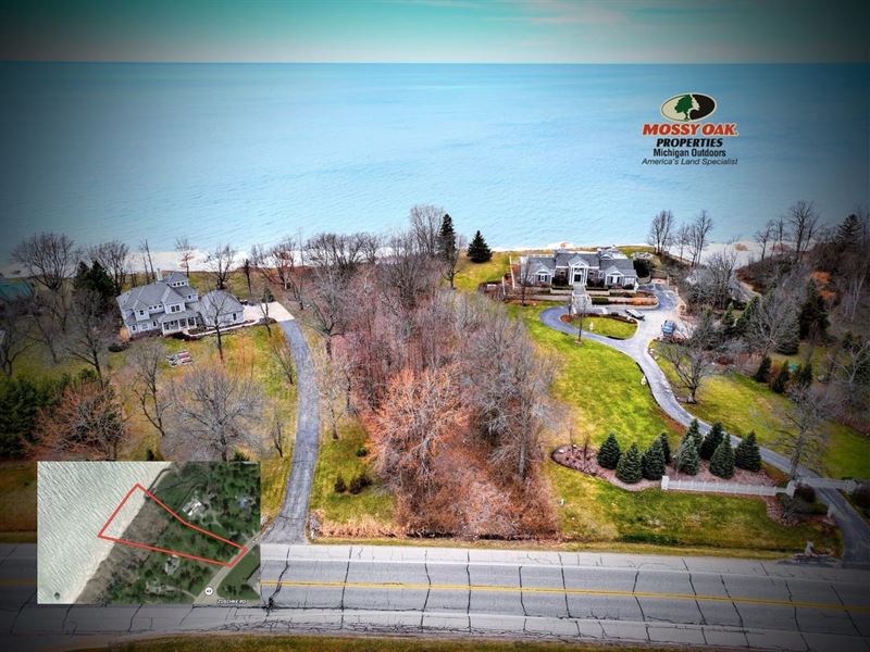 2 Acres Water Front on Lake Michiga : Benton Harbor : Berrien County : Michigan