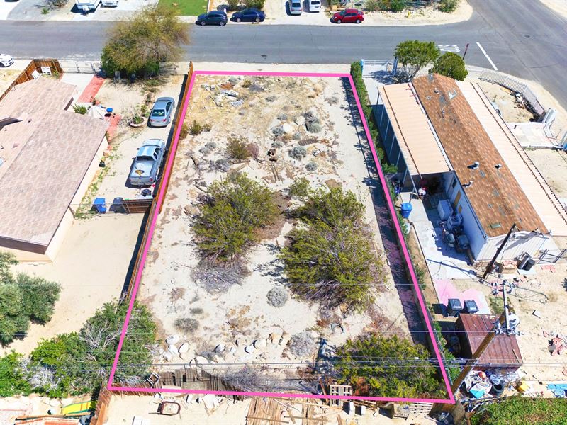 Cash Deal for Great 0.17 Acre : Desert Hot Springs : Riverside County : California