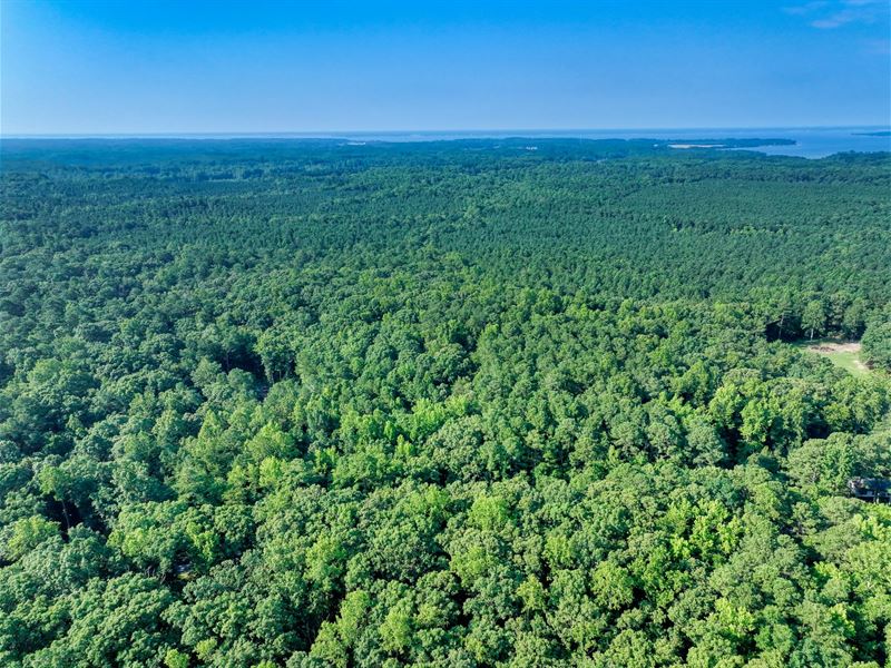 5.76 Acres in Lancaster County VA : Weems : Lancaster County : Virginia