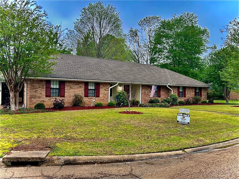 Major Price Reduction, Home in New : Columbus : Lowndes County : Mississippi