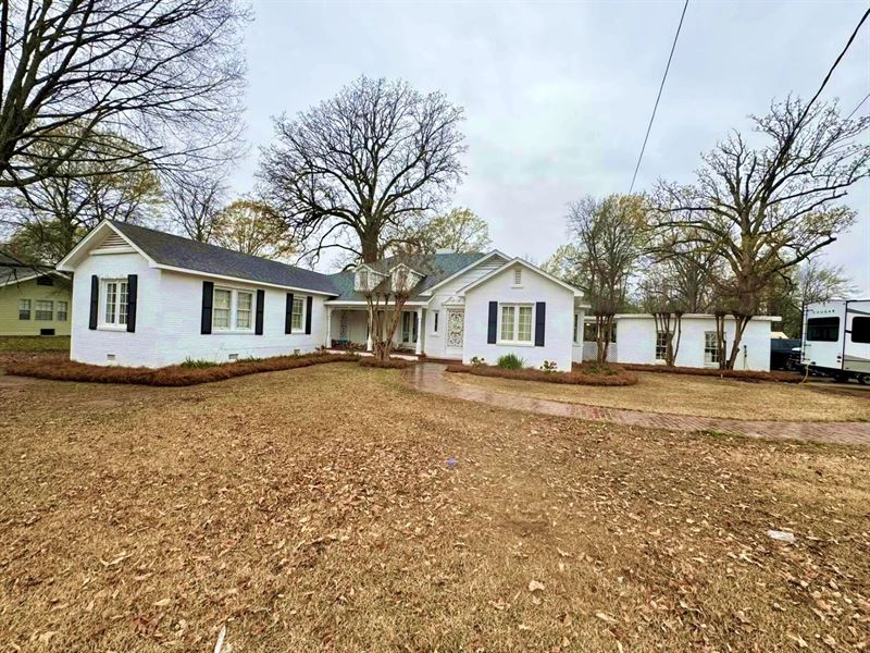Home in Sunflower County At 341 : Ruleville : Sunflower County : Mississippi