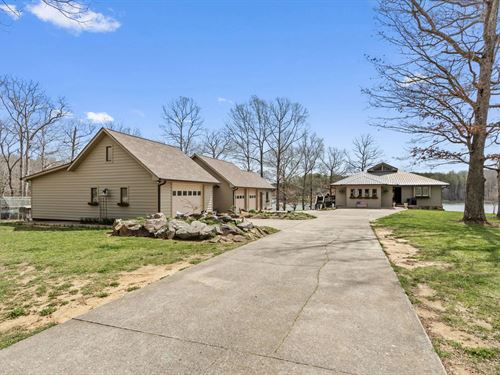 Lakefront Home On 1.73 Acres In Gru : Coalmont : Grundy County : Tennessee