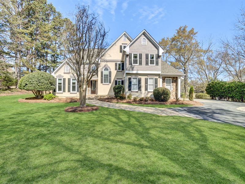 Stunning Home in Spartanburg, SC : Spartanburg : Spartanburg County : South Carolina
