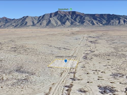 Flat Lot Near El Cerro : Los Lunas : Valencia County : New Mexico