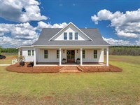 125 Acres, Gorgeous Home, Creek : Hawkinsville : Houston County : Georgia