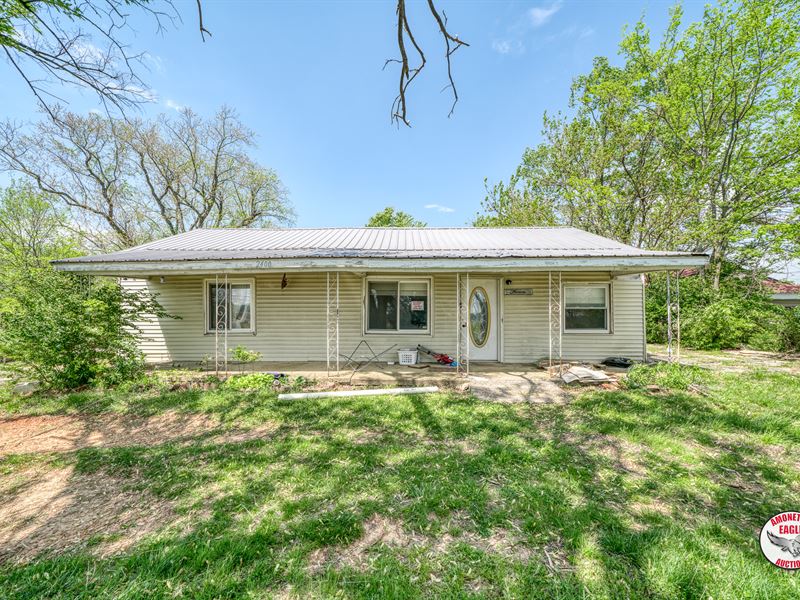 Home & Lot : Cookeville : Putnam County : Tennessee