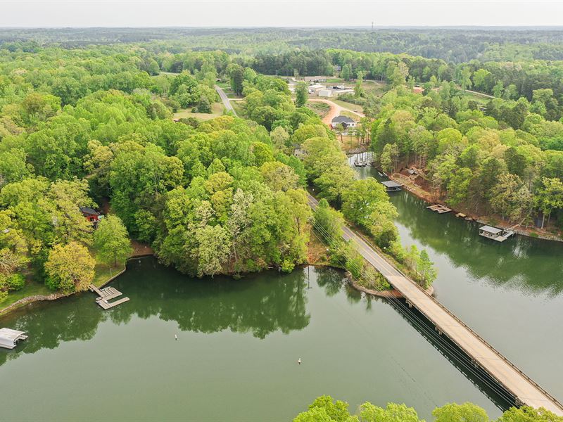Lake Norman Waterfront Lot : Sherrills Ford : Catawba County : North Carolina