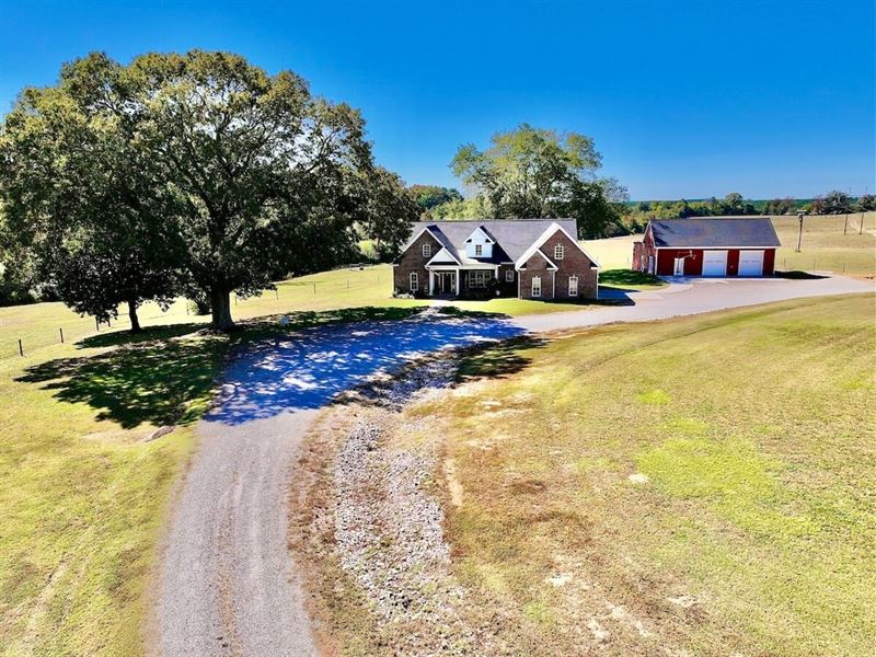 2,370Sqft Home Situated on 3.77 Acr : Warrenton : Warren County : North Carolina