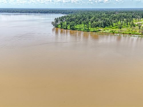 Waterfront Living on Ross Barnett : Madison : Mississippi