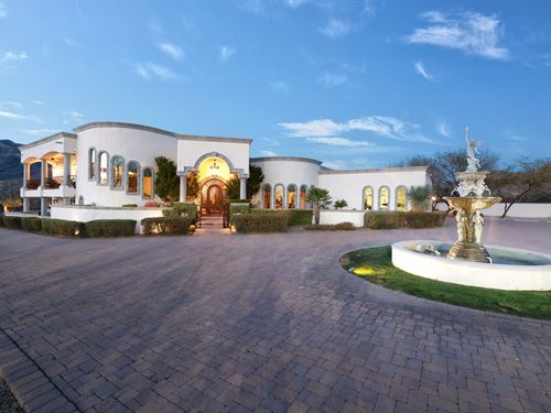Magnificent Masterpiece in Tucson : Tucson : Pima County : Arizona