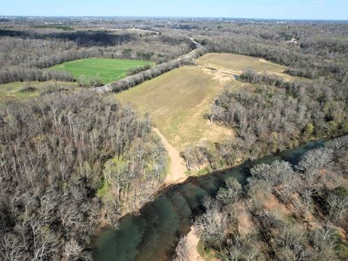 Retreat Along Cypress Creek : Florence : Lauderdale County : Alabama