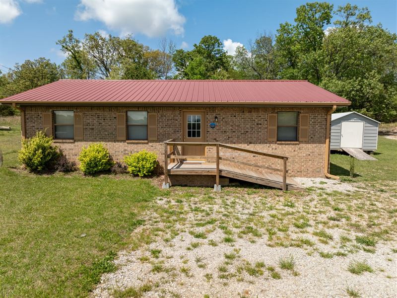 Commercial Office Building, Horsesh : Horseshoe Bend : Izard County : Arkansas