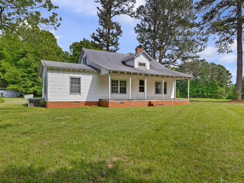 Peaceful Country Living : Graham : Alamance County : North Carolina