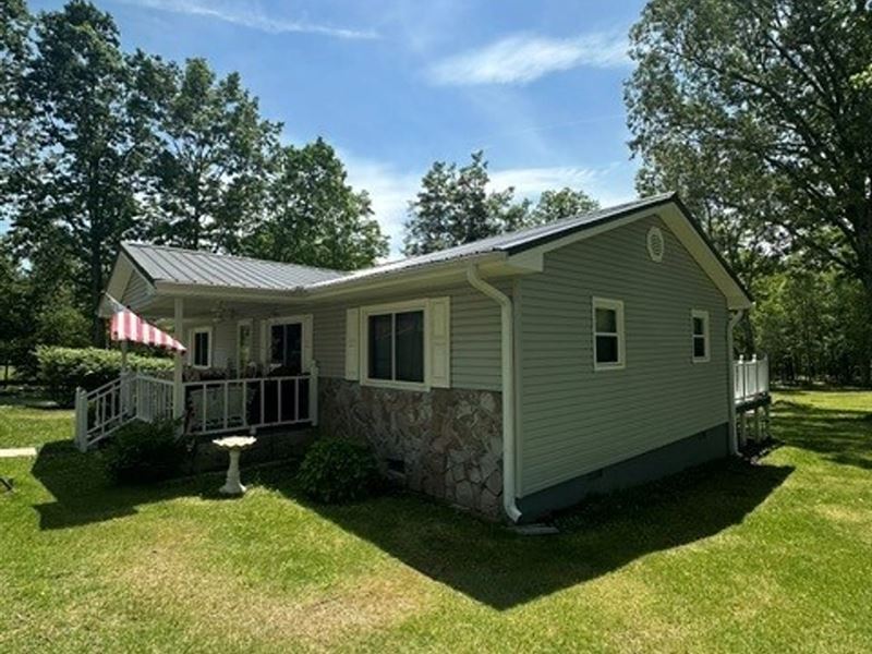 This Property Offers a Great Opport : Sequatchie : Sequatchie County : Tennessee