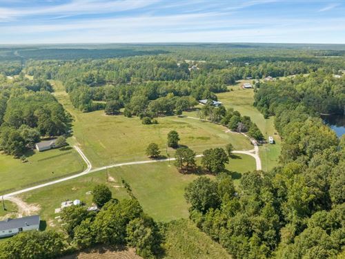 30 Acre Lee County Estate : Beauregard : Lee County : Alabama