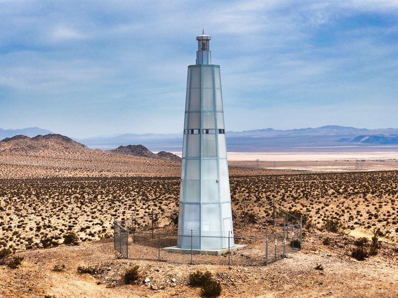 Desert Lighthouse Views : Hinkley : San Bernardino County : California