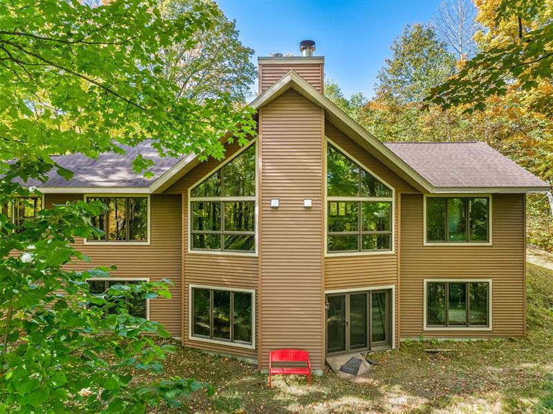 Indian Lake Home : Land O Lakes : Vilas County : Wisconsin
