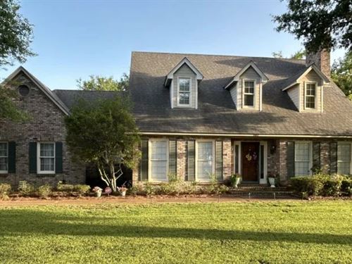 Home in Bolivar County at 502 Frede : Cleveland : Bolivar County : Mississippi