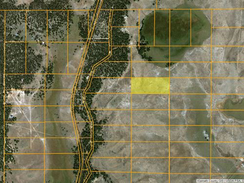 9.53 Acre Parcel in Northwest : Langell Valley : Klamath County : Oregon